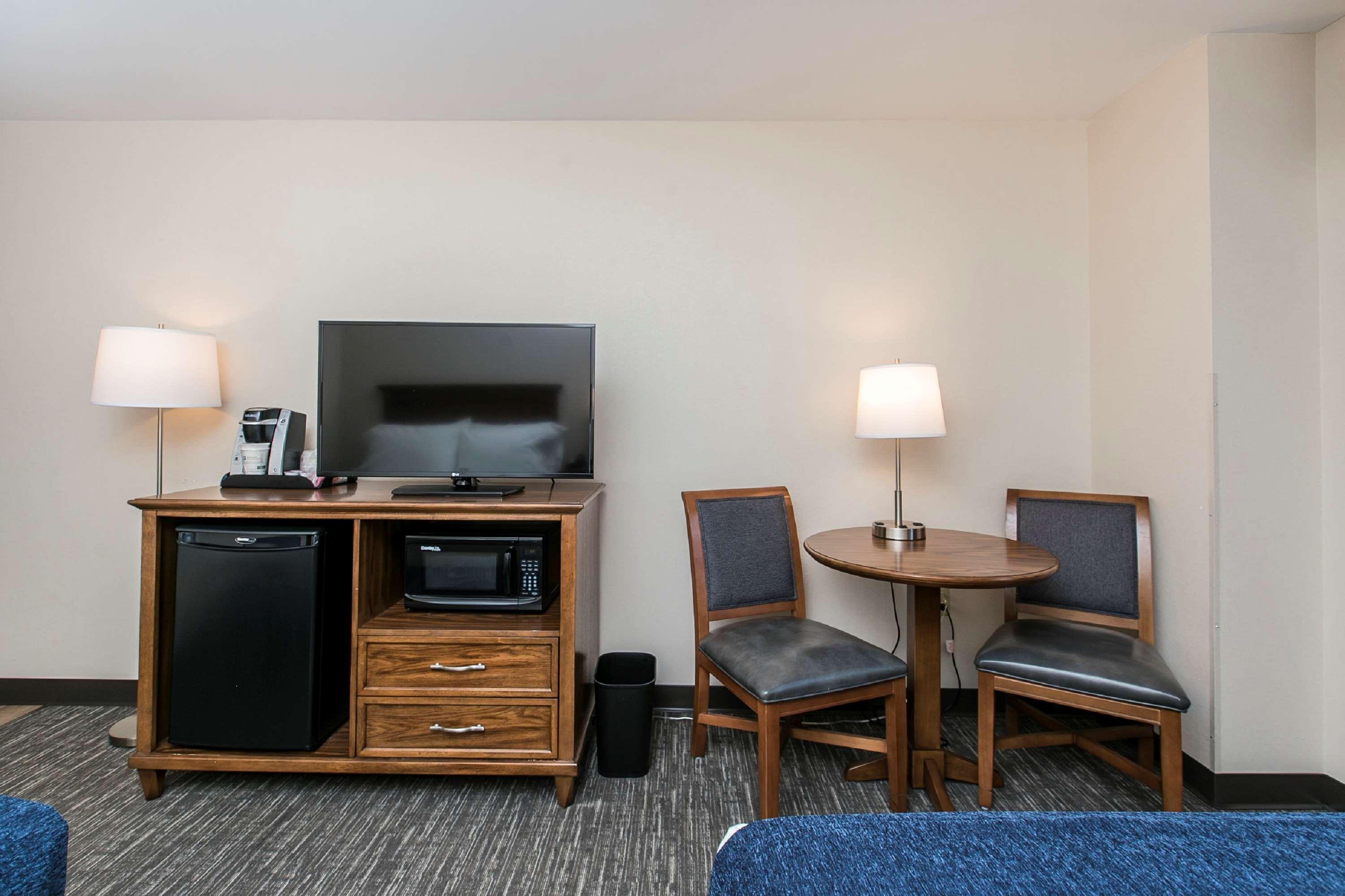 Surestay Plus Hotel By Best Western Elizabethtown Hershey Kültér fotó