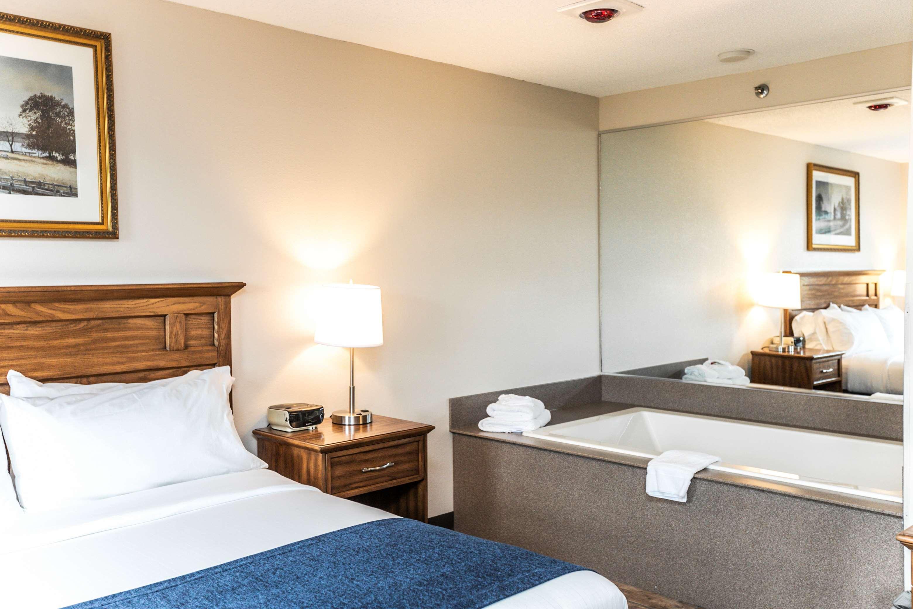 Surestay Plus Hotel By Best Western Elizabethtown Hershey Kültér fotó