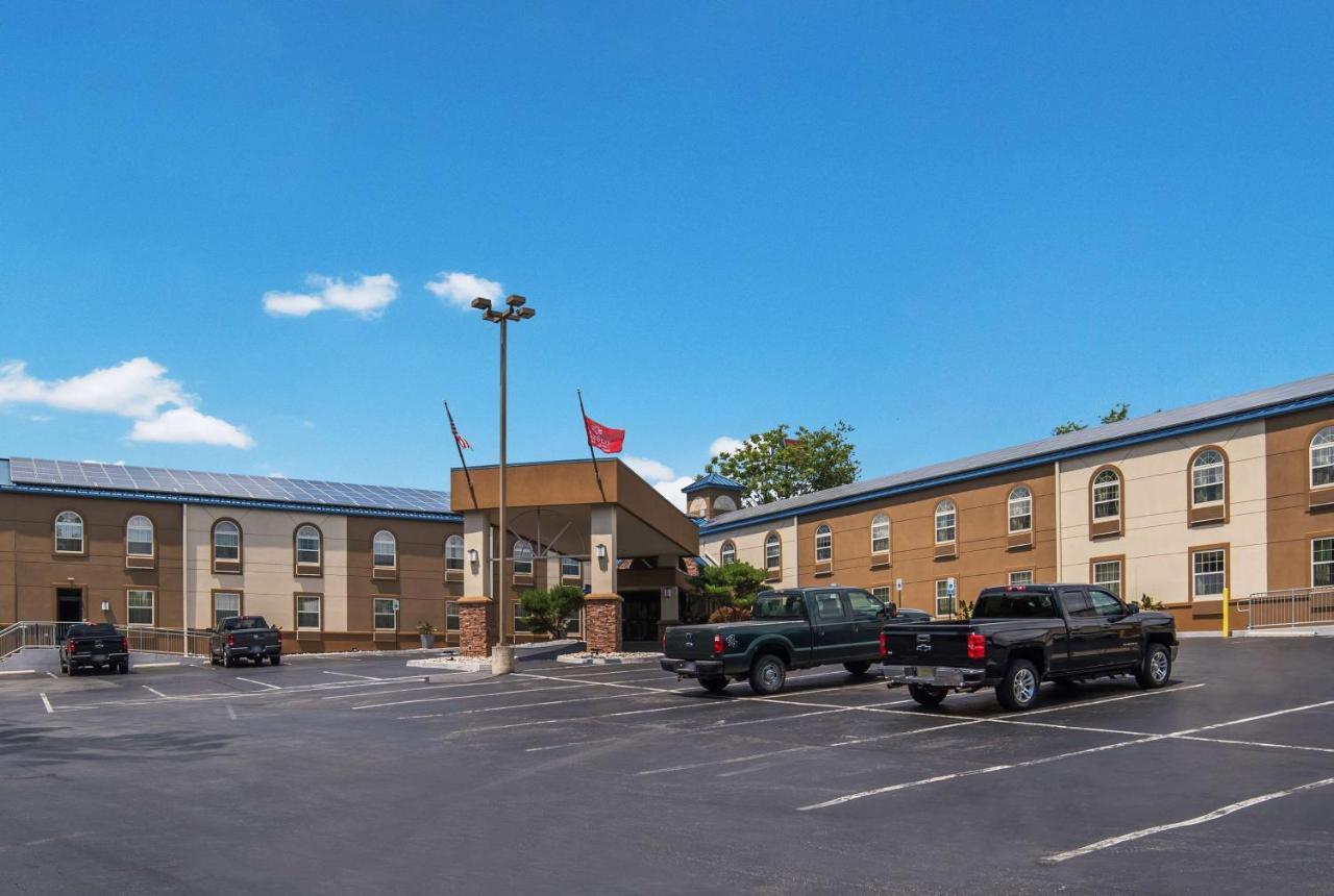 Surestay Plus Hotel By Best Western Elizabethtown Hershey Kültér fotó