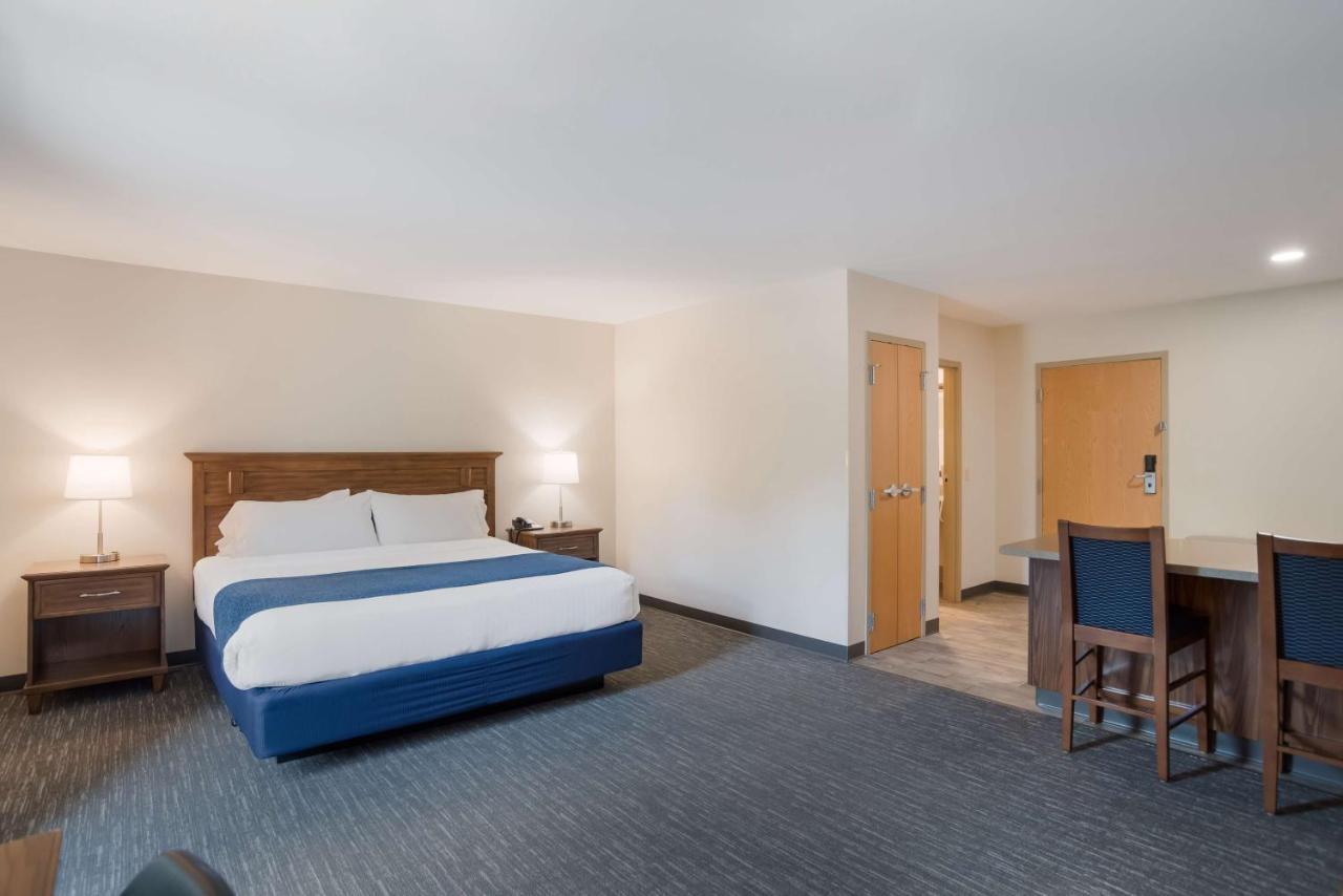 Surestay Plus Hotel By Best Western Elizabethtown Hershey Kültér fotó